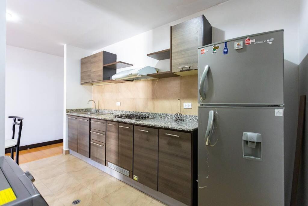 Departamento 3 Dormitorios, 2 Banos, Piscina, Gym, Junto Al Sheraton, Wiffi, Parking Apartment