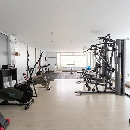 Departamento 3 Dormitorios, 2 Banos, Piscina, Gym, Junto Al Hotel Sheraton, Wiffi, Parking Quito Exterior foto