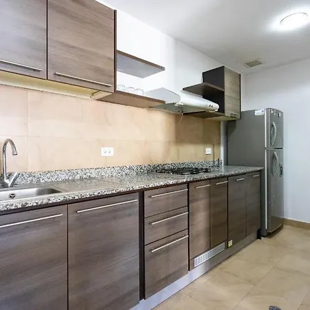Departamento 3 Dormitorios, 2 Banos, Piscina, Gym, Junto Al Hotel Sheraton, Wiffi, Parking Quito Exterior foto