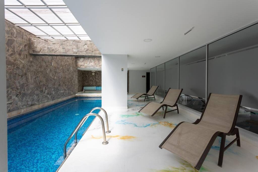 Departamento 3 Dormitorios, 2 Banos, Piscina, Gym, Junto Al Sheraton, Wiffi, Parking *